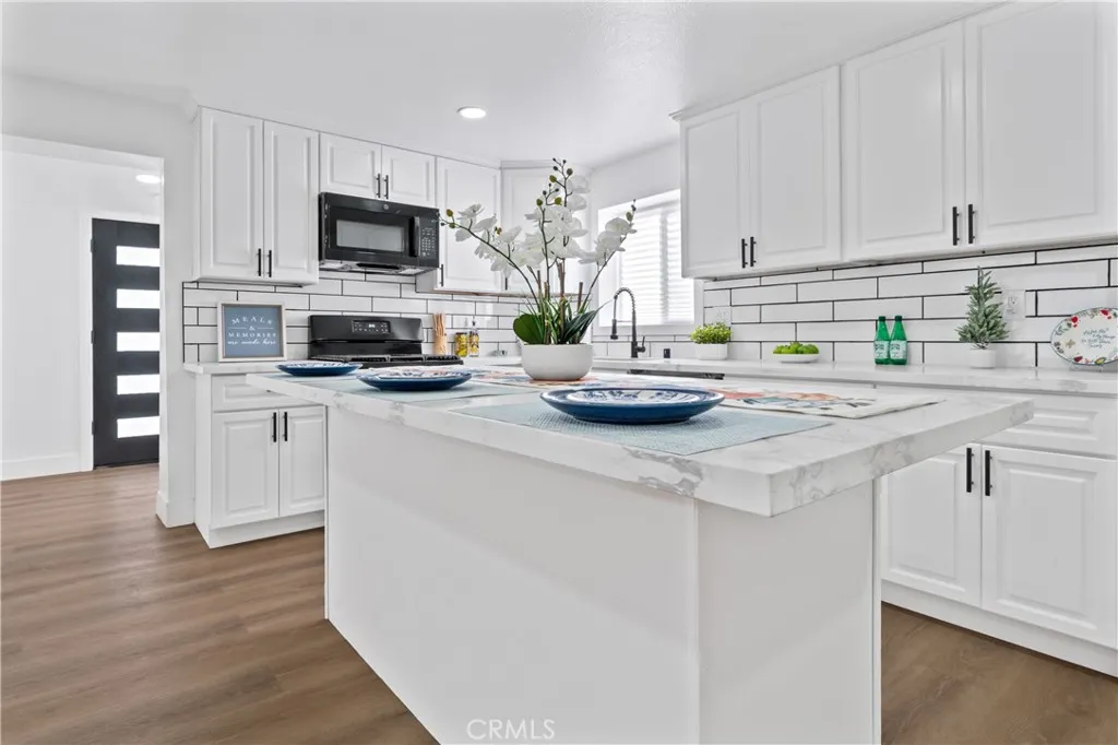 Additional image 6 of 2860 N Macy St, San Bernardino, CA 92407