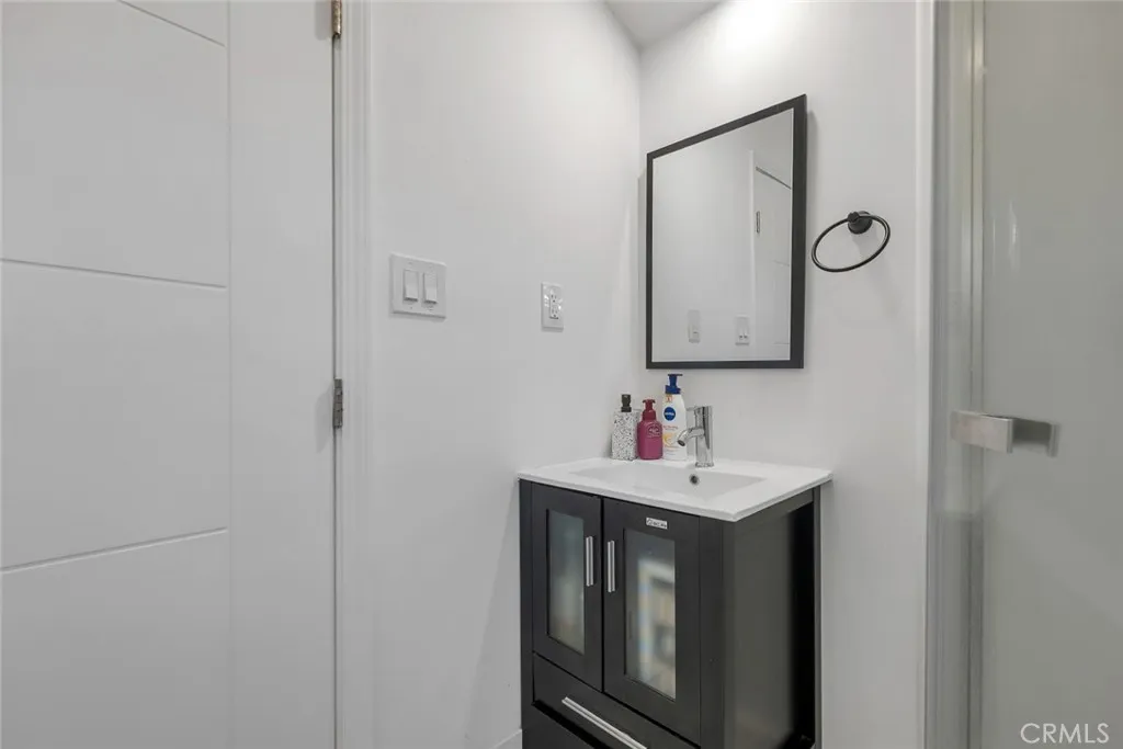 Additional image 36 of 8127 Radford Avenue, North Hollywood, CA 91605