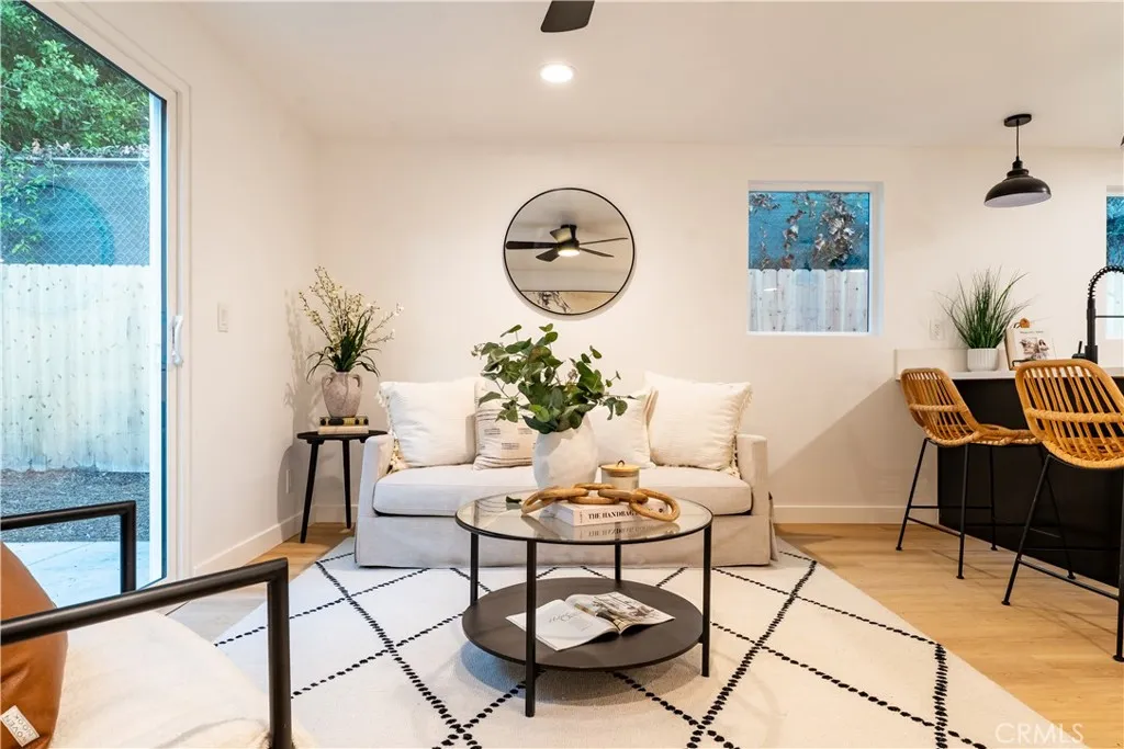 Additional image 57 of 1189 Crenshaw Boulevard, Los Angeles, CA 90019