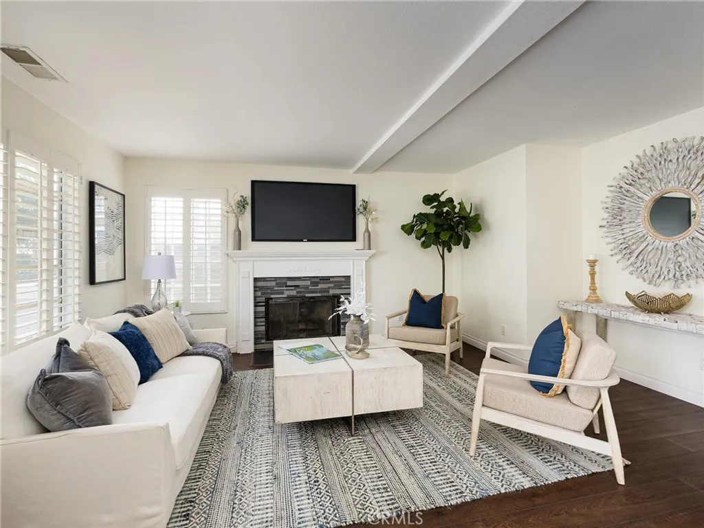 Additional image 3 of 2210 Harriman Ln Unit A, Redondo Beach, CA 90278