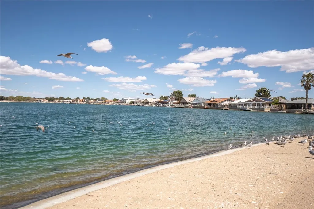 Additional image 80 of 27857 Hummingbird Ln, Helendale, CA 92342