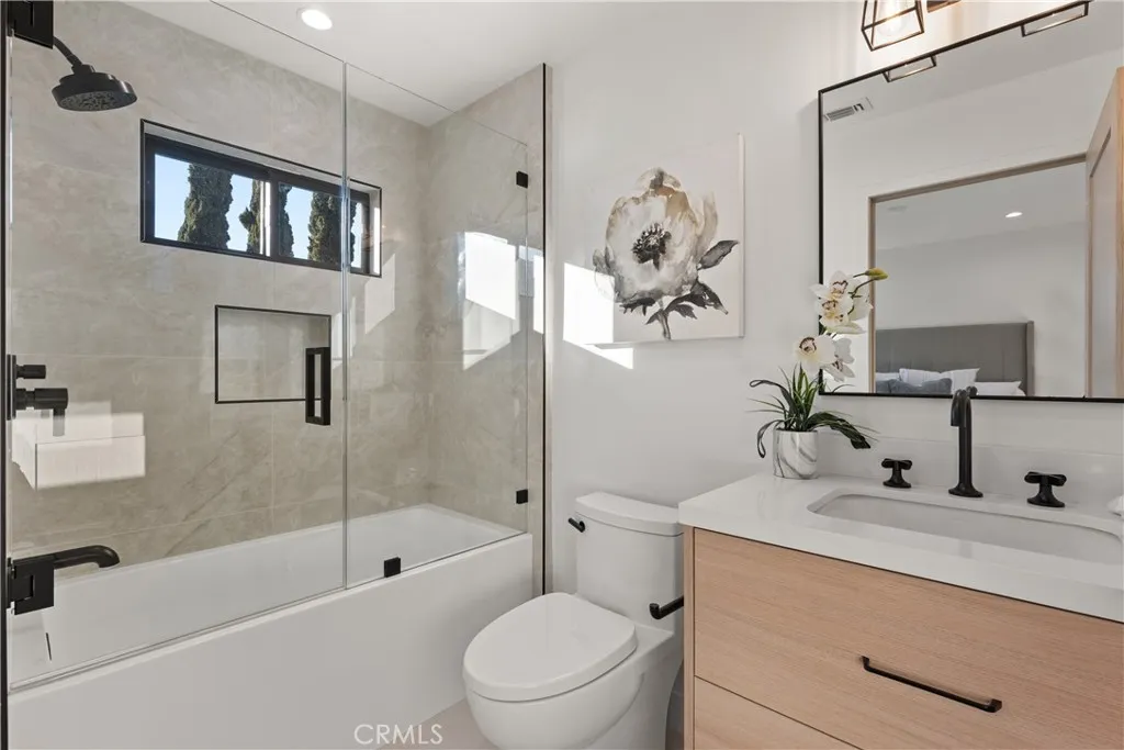 Additional image 66 of 13541 Chandler Boulevard, Sherman Oaks, CA 91401