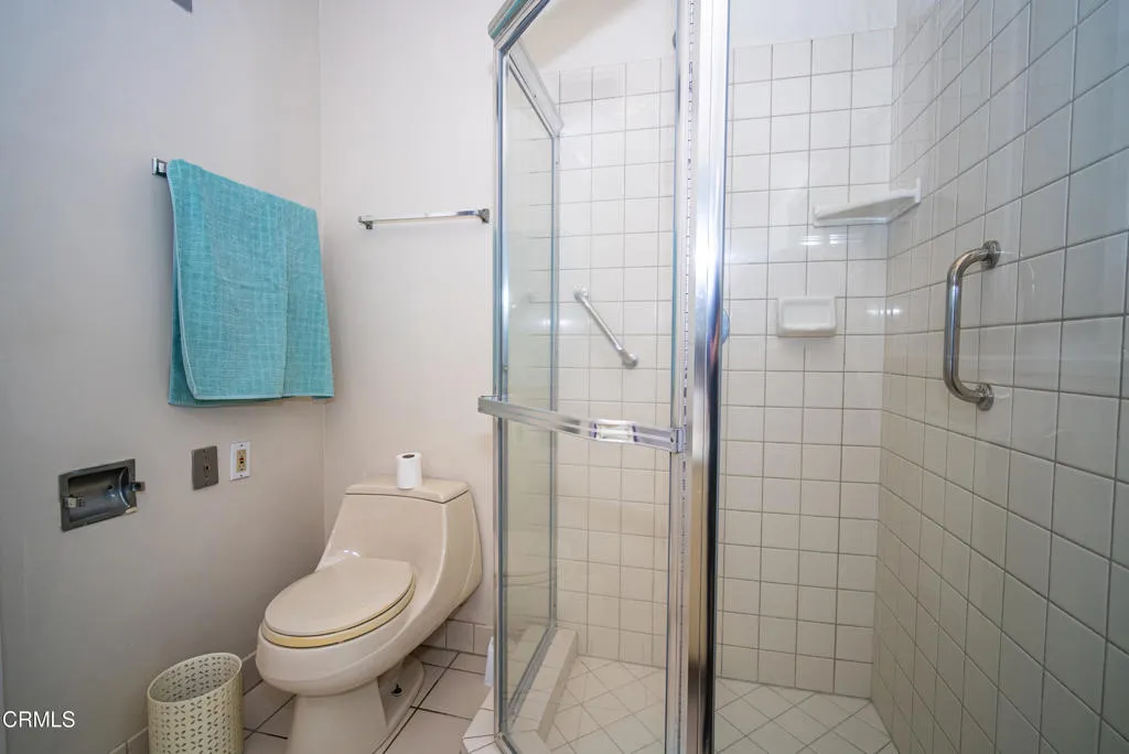 Additional image 124 of 2460 Las Positas Road, Glendale, CA 91208