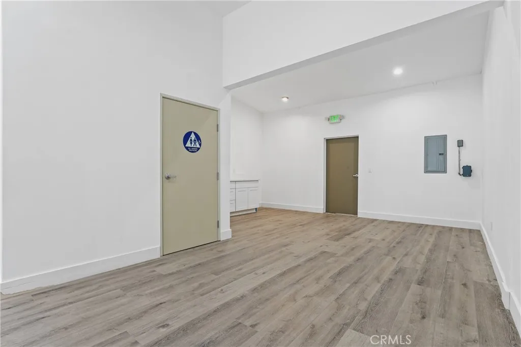 Additional image 33 of 5310 Laurel Canyon, Valley Village, CA 91607