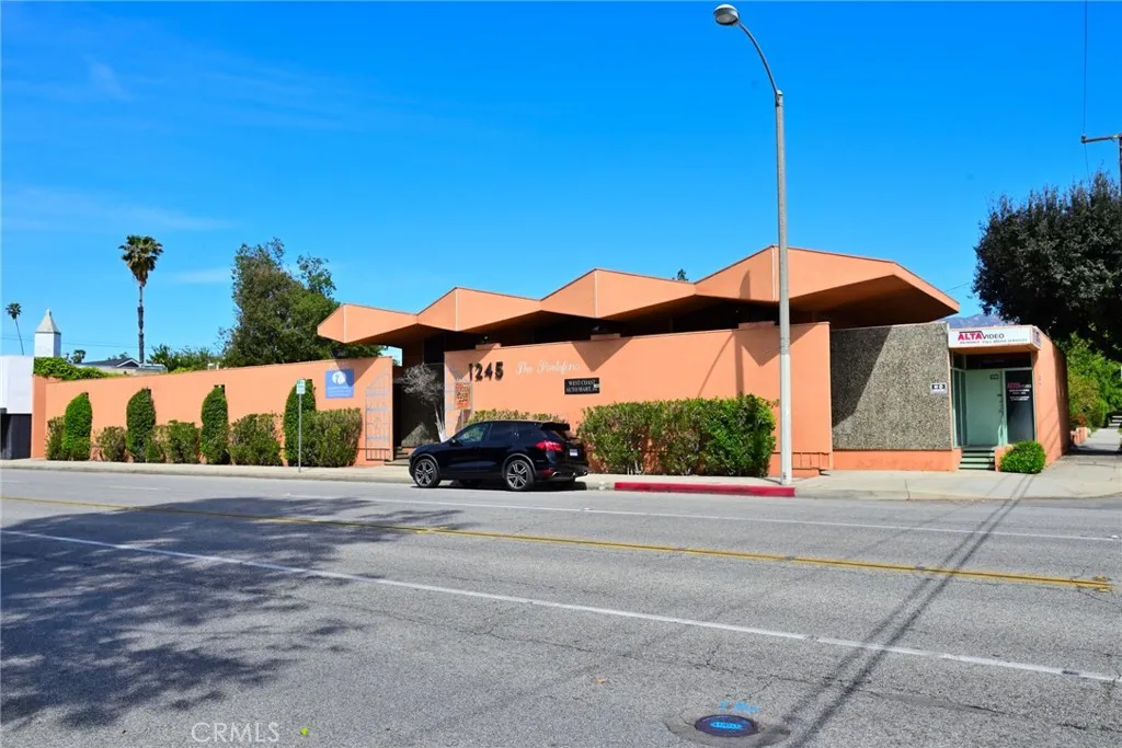 Additional image 22 of 1245 E Walnut Street, Pasadena, CA 91106