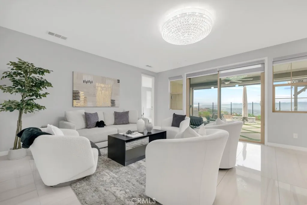 Additional image 5 of 18348 Cachet Way, Canyon Country, CA 91350