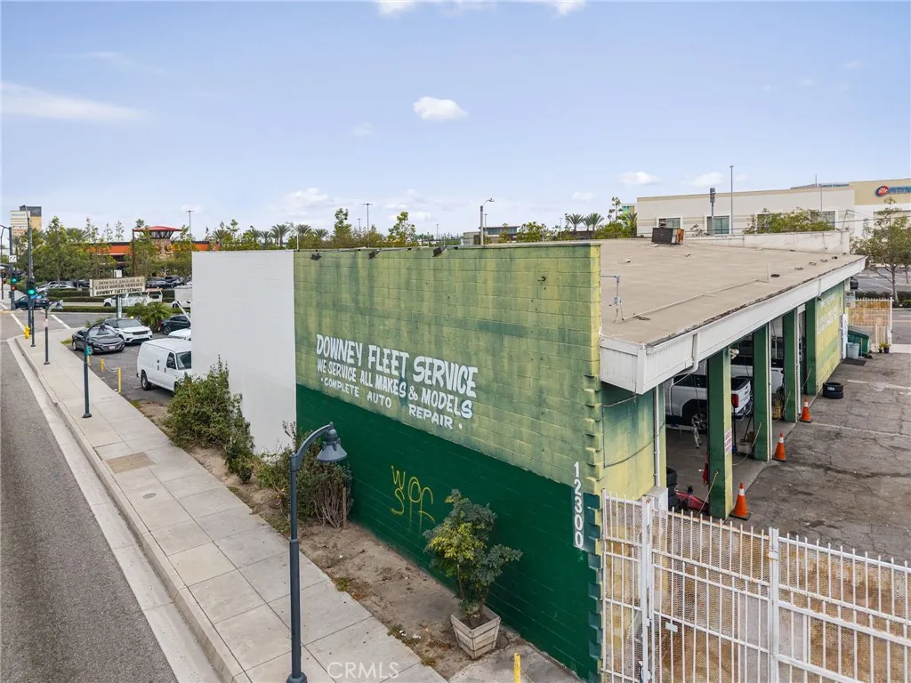 Additional image 2 of 12300 Lakewood, Downey, CA 90242