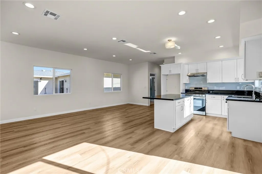 Additional image 66 of 2516 E Walnut Creek Pkwy, West Covina, CA 91791