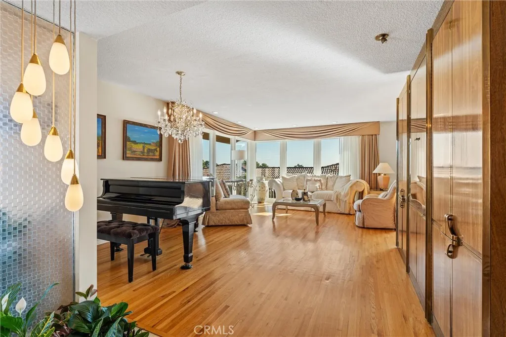 Additional image 45 of 4845 Parkglen Ave, View Park, CA 90043