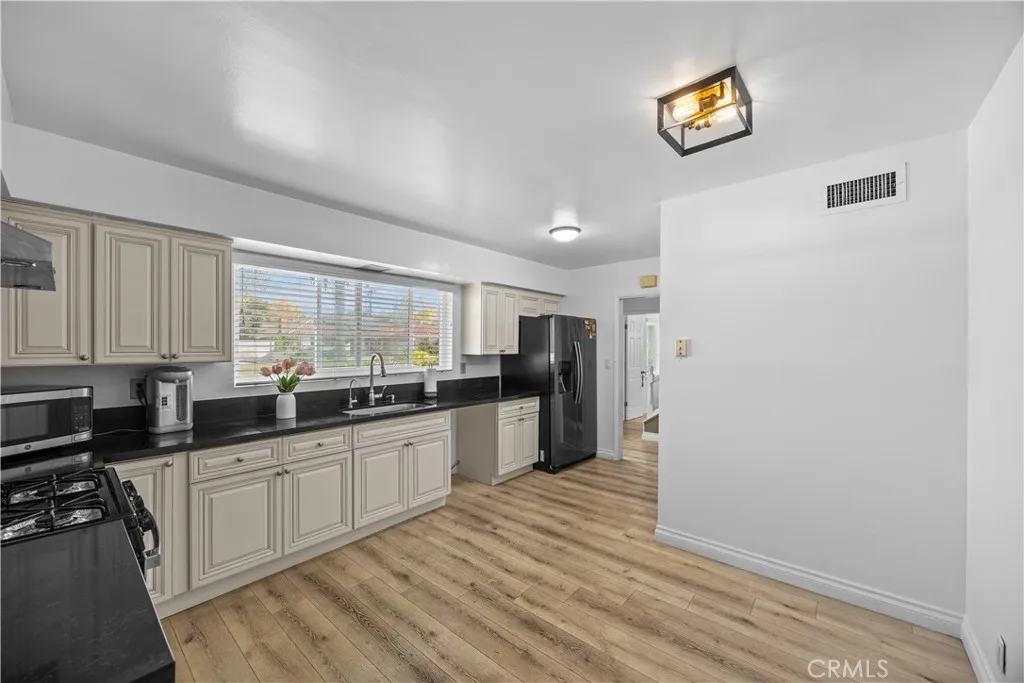 Additional image 50 of 1021 S Lolita St, West Covina, CA 91791