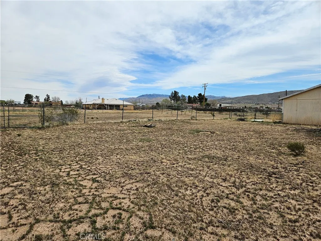 Additional image 27 of 11175 Tyee Road, Apple Valley, CA 92308