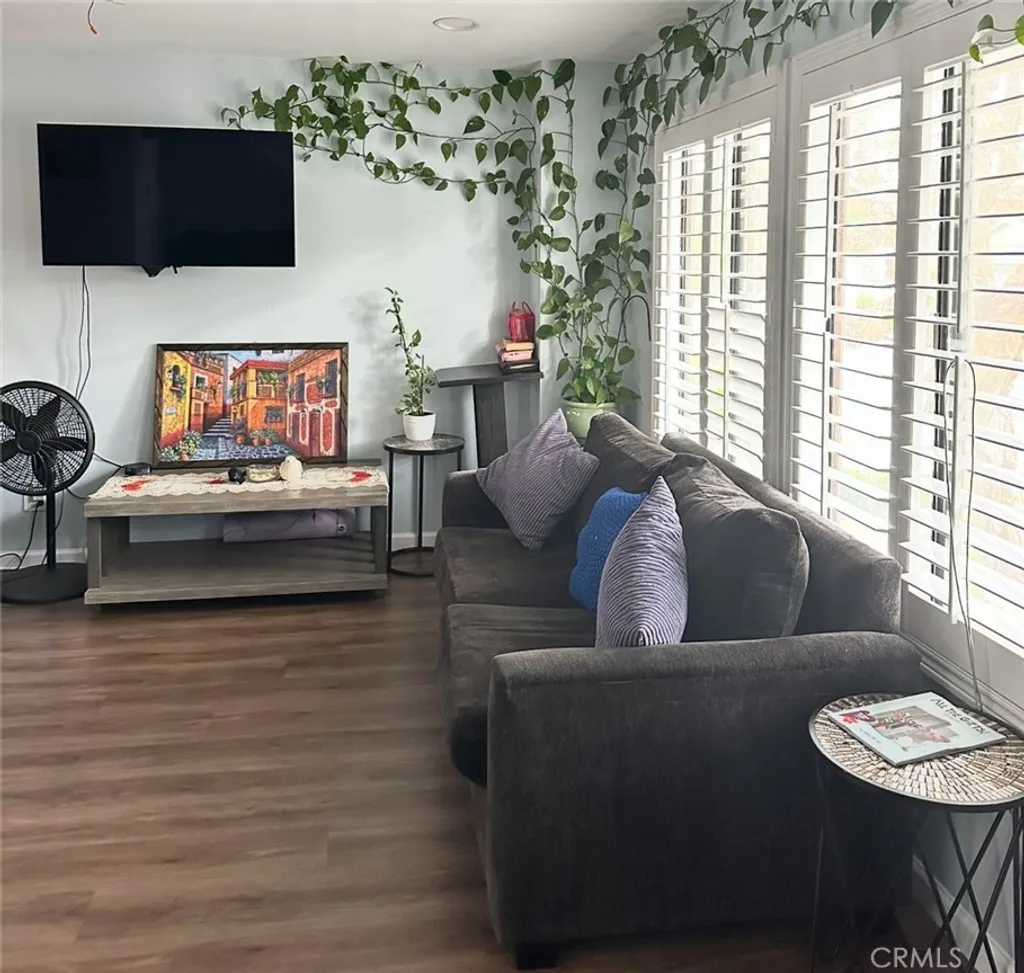 Additional image 4 of 1119 Magnolia Avenue Unit 2, Gardena, CA 90247