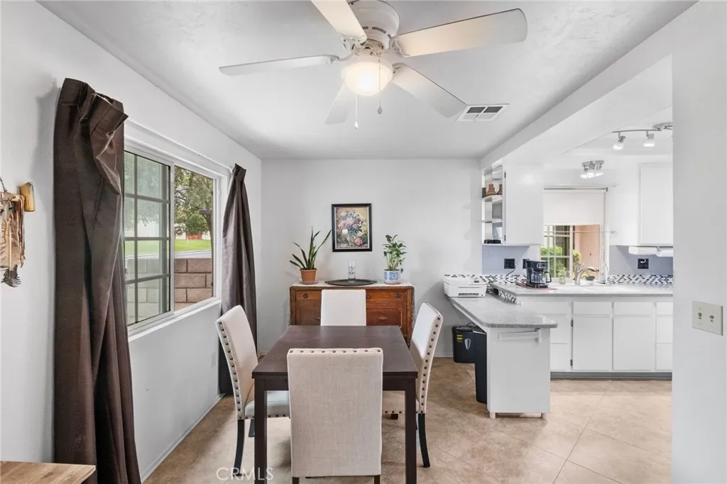 Additional image 12 of 661 W Villa Chaparral Rd, San Jacinto, CA 92583