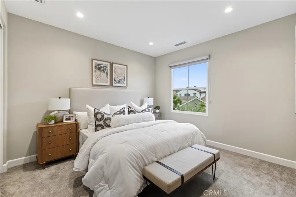 Additional image 34 of 68 Quentin, Irvine, CA 92620