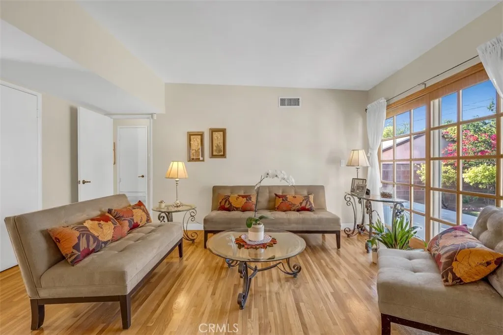 Additional image 9 of 11435 Gothic, Granada Hills, CA 91344