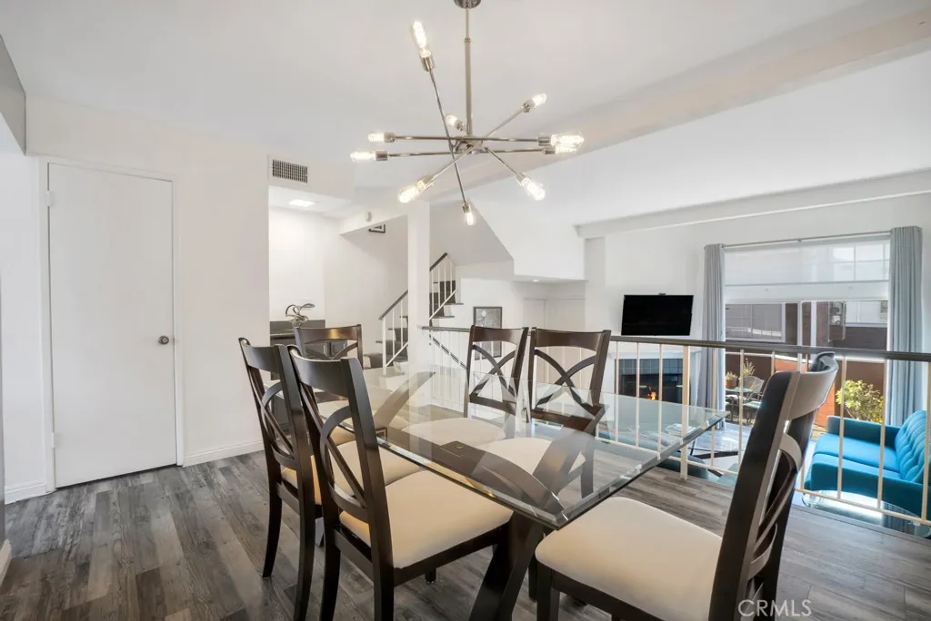 Additional image 14 of 19431 Sherman Way Unit 10, Reseda, CA 91335