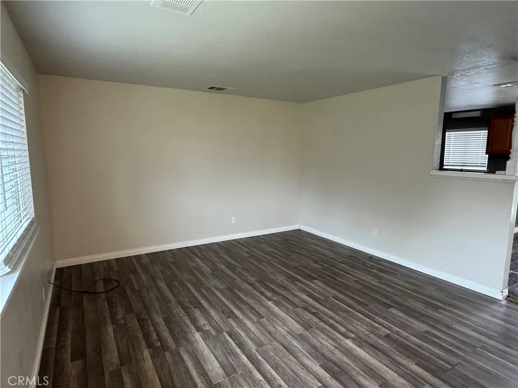 Additional image 6 of 1600 W Robin Drive, Visalia, CA 93291