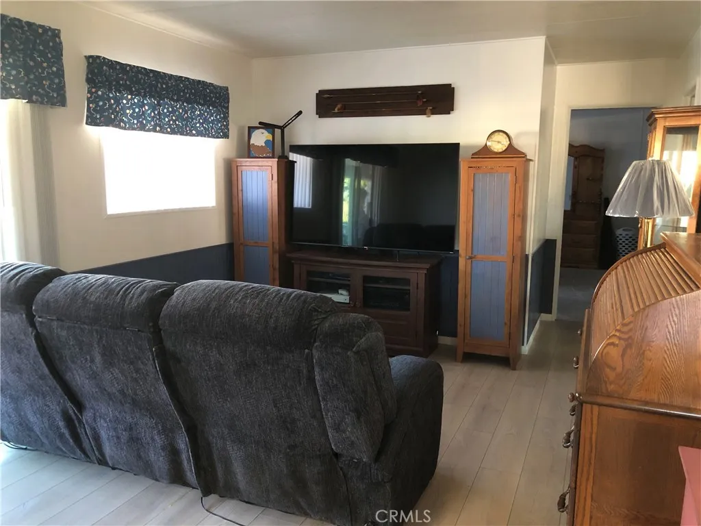 Additional image 16 of 307 S Smith Ave, Corona, CA 92882