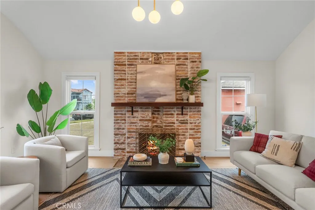 Additional image 57 of 2928 11th St, Los Angeles, CA 90018