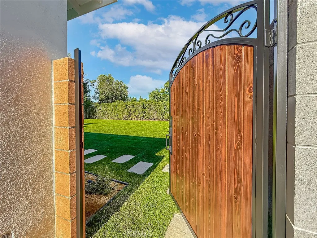 Additional image 14 of 23275 Hamlin, West Hills, CA 91307