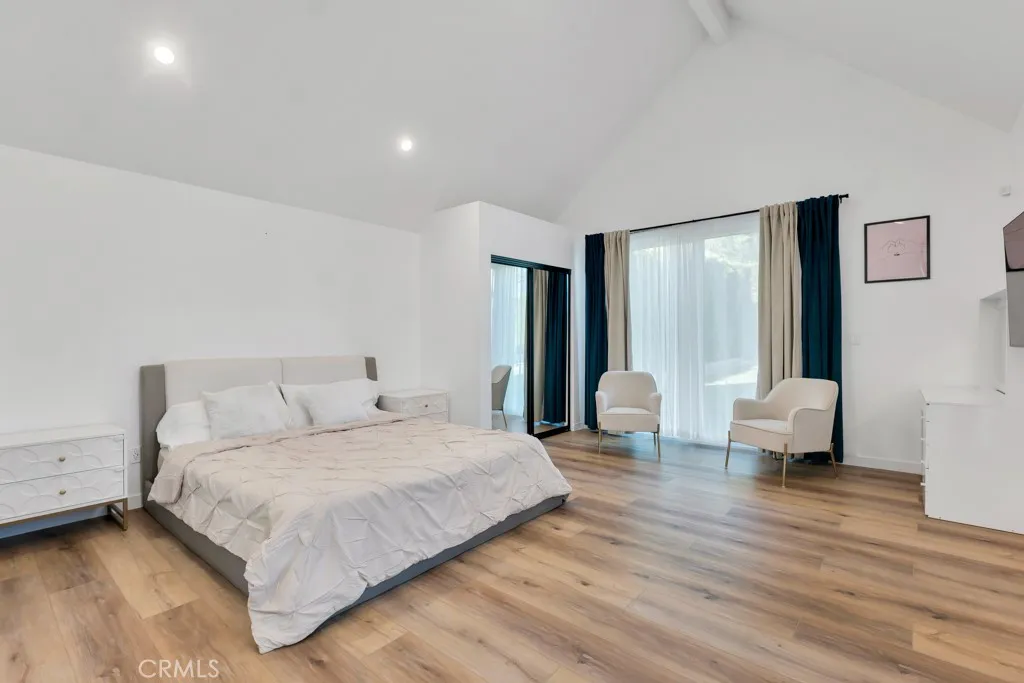 Additional image 18 of 1911 W Kenneth Rd, Glendale, CA 91201