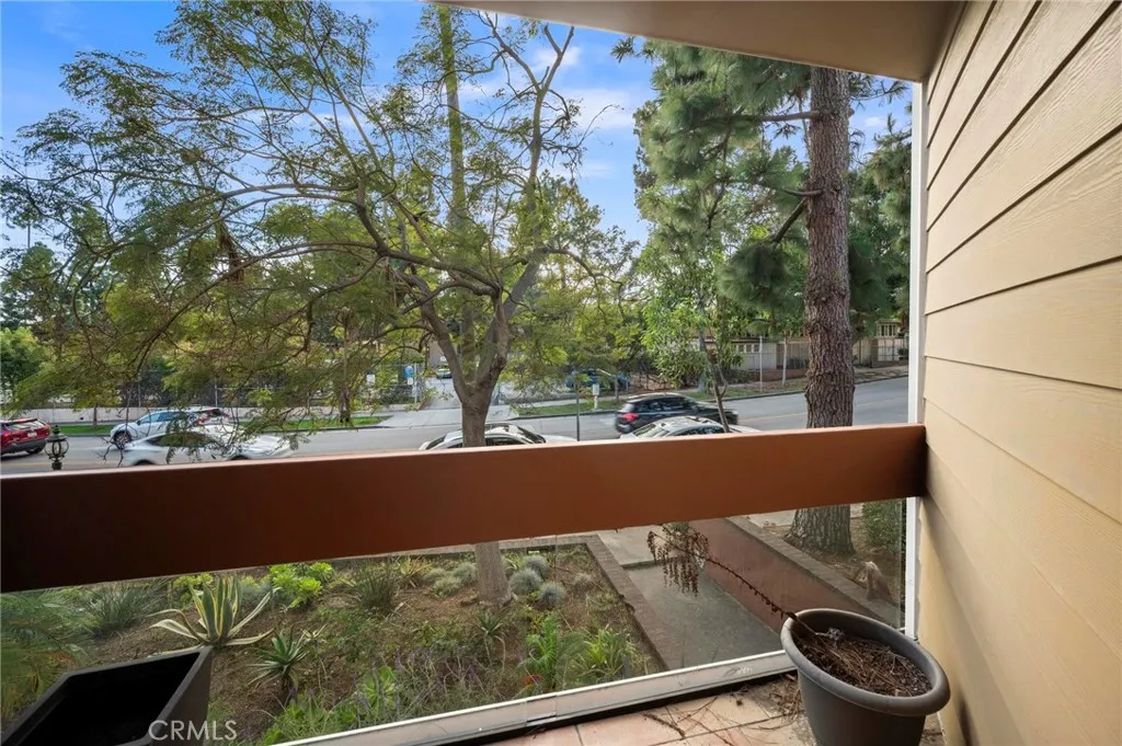 Additional image 6 of 750 S Bundy Dr Unit 108, Los Angeles, CA 90049