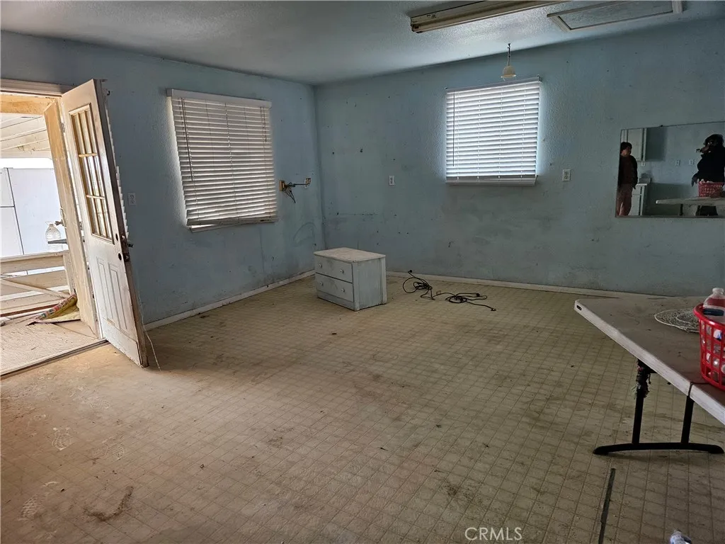 Additional image 52 of 11175 Tyee Road, Apple Valley, CA 92308