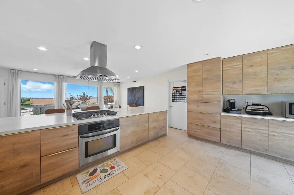 Additional image 12 of 305 Camino Del Cerro Grande, Bonita, CA 91902