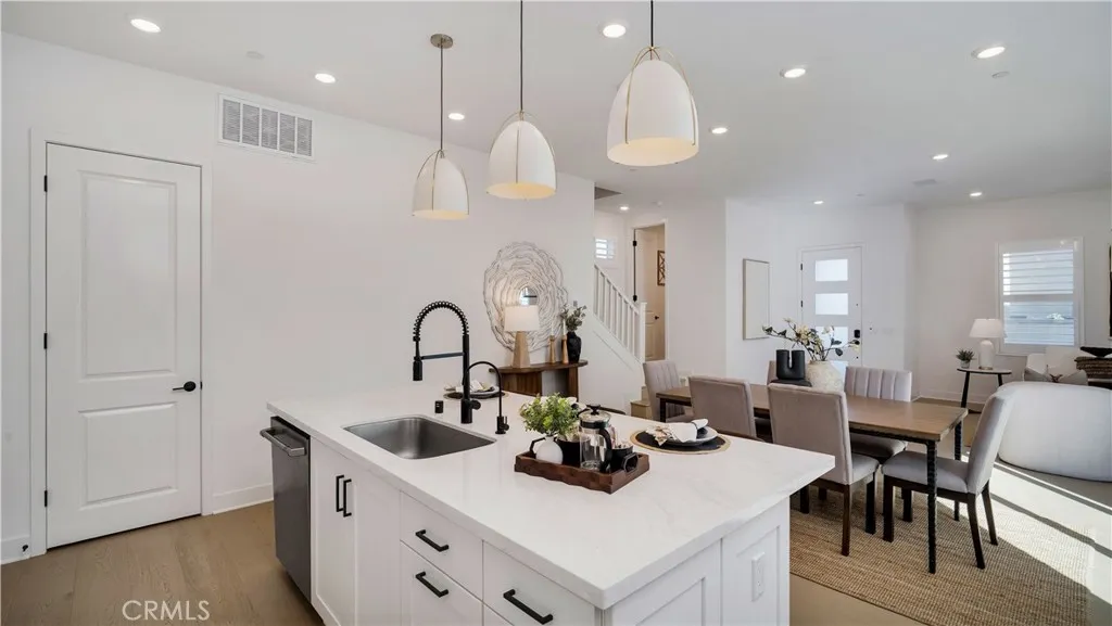 Additional image 6 of 138 Yugen, Irvine, CA 92618