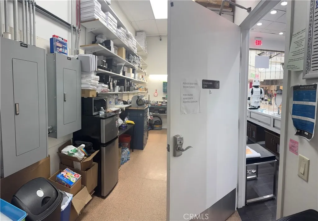 Additional image 75 of 217 Stonewood Street Unit B13, Downey, CA 90241