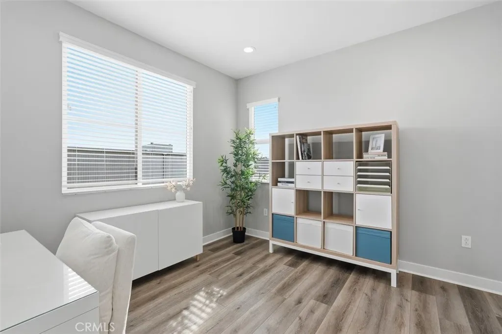 Additional image 94 of 2144 Swallowtail Walk, Gardena, CA 90249