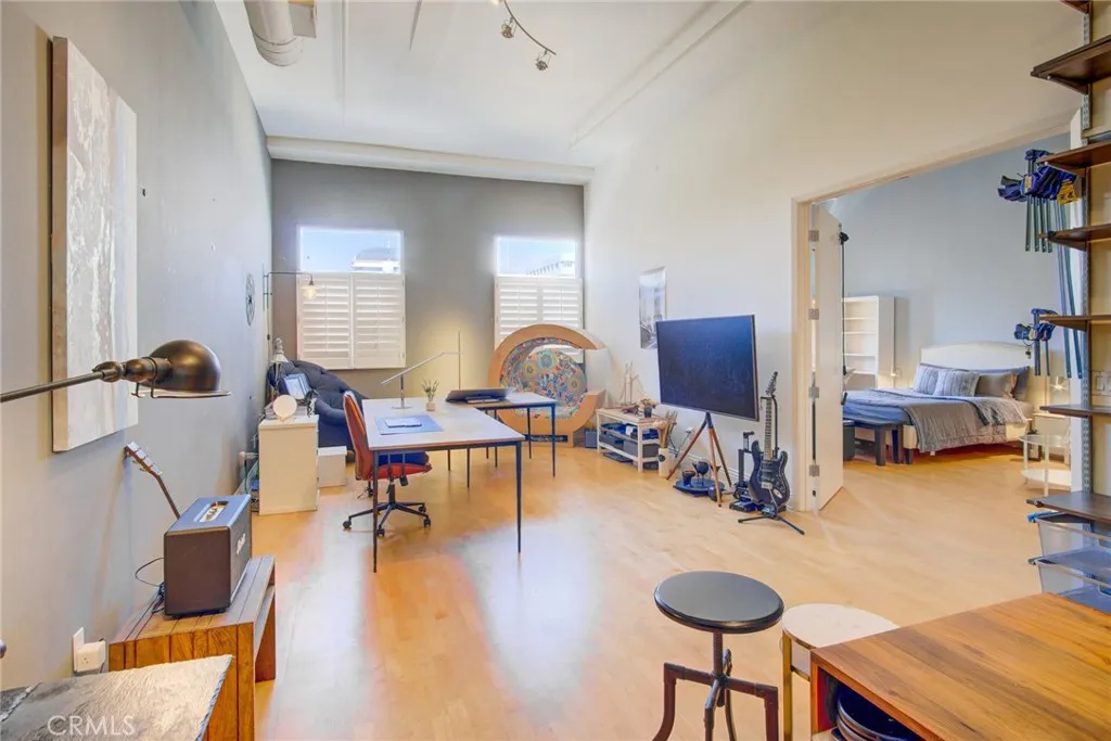 Additional image 36 of 175 S Lake Ave Unit 402, Pasadena, CA 91101