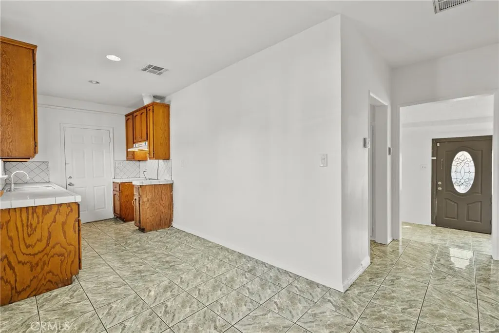 Additional image 96 of 12924 Sproule, Sylmar, CA 91342