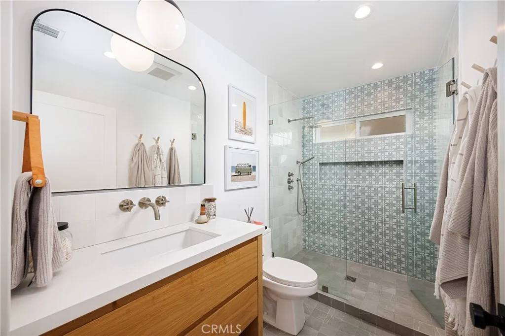 Additional image 23 of 122 E Bay Avenue, Newport Beach, CA 92661