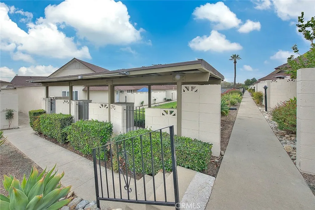 Additional image 95 of 633 S Indian Hill Blvd Unit C, Claremont, CA 91711