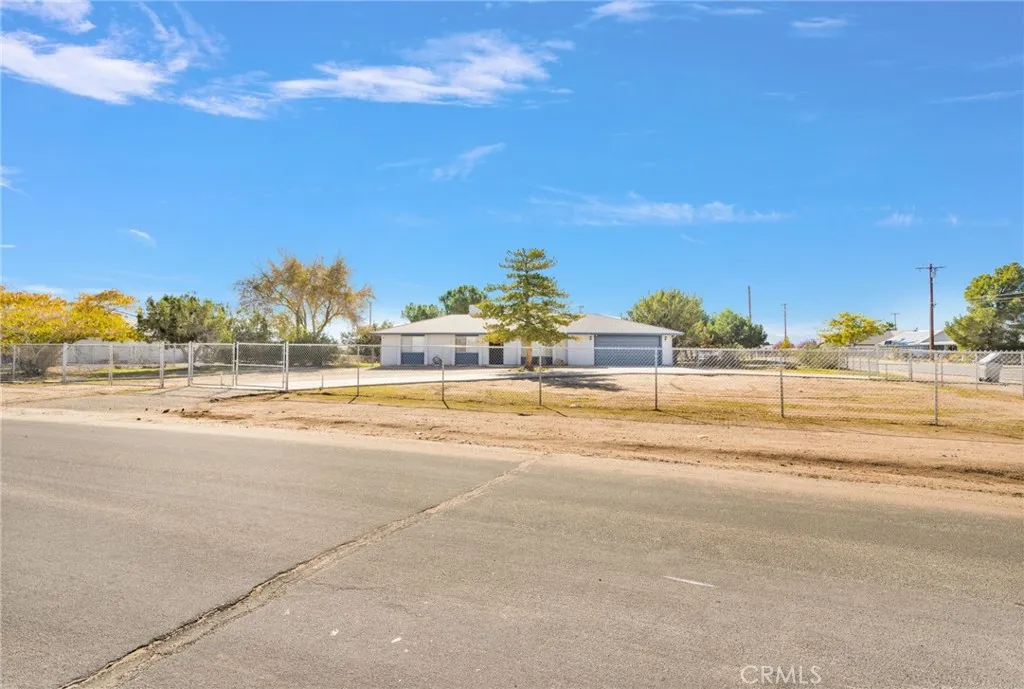 Additional image 6 of 16757 Danbury Ave, Hesperia, CA 92345
