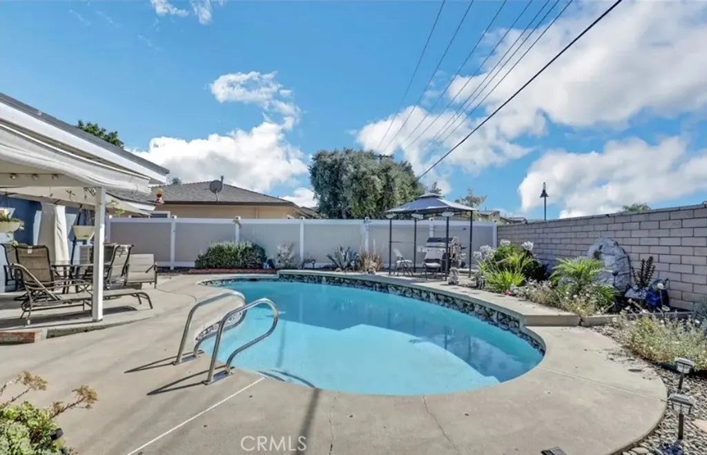 Additional image 8 of 321 N Starfire St, Anaheim, CA 92807