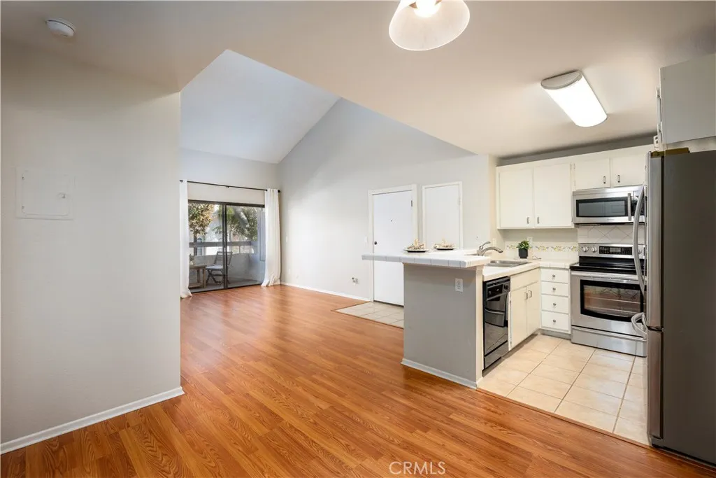 Additional image 9 of 25003 Peachland Ave Unit 211, Newhall, CA 91321