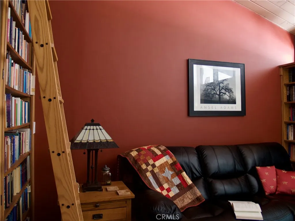 Additional image 13 of 872 Sierra Vista Drive Unit 9, Twin Peaks, CA 92391