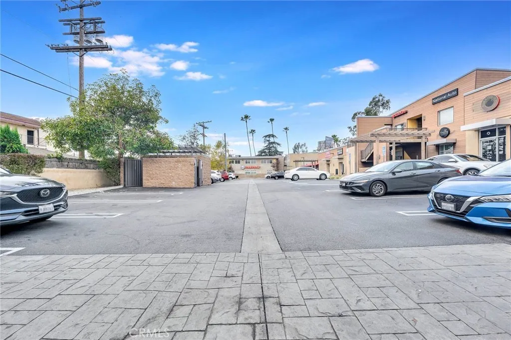 Additional image 25 of 1360 E Colorado Street Unit A, Glendale, CA 91205