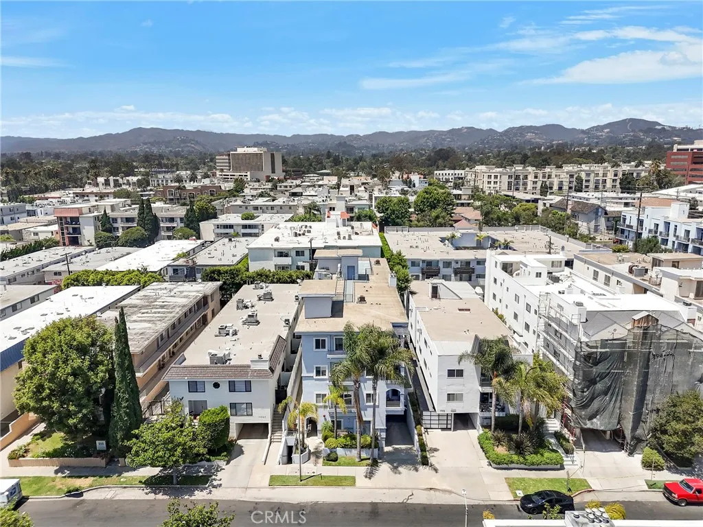 Additional image 35 of 11923 Darlington Avenue Unit 302, Los Angeles, CA 90049