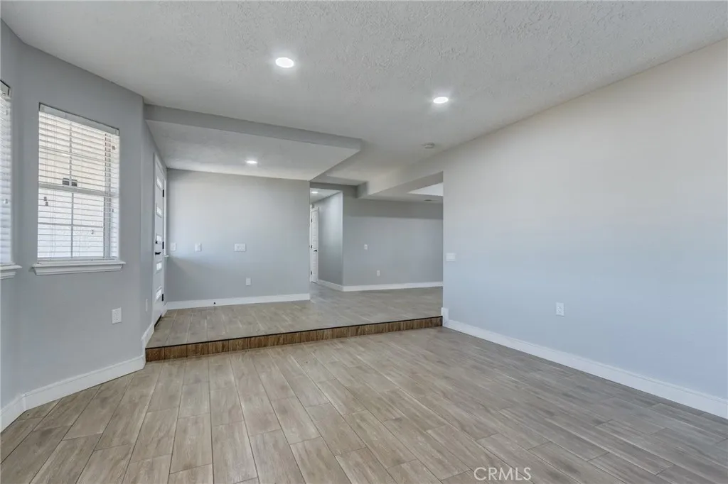 Additional image 76 of 10731 Anaconda Avenue, Oak Hills, CA 92344