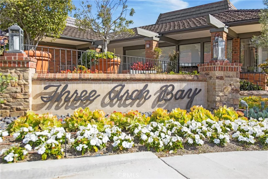 Additional image 80 of 98 S La Senda Dr, Laguna Beach, CA 92651