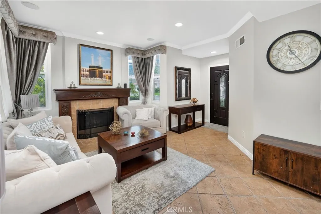 Additional image 6 of 26530 Goldfinch Pl, Canyon Country, CA 91351