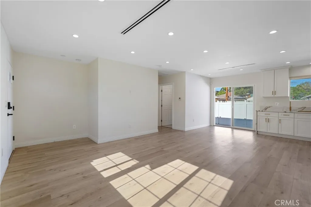 Additional image 12 of 12317 Roscoe, Sun Valley, CA 91352