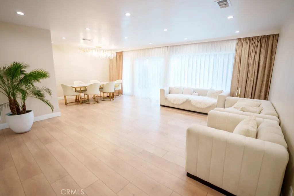 Additional image 6 of 15500 Chatsworth Street, , CA 91345