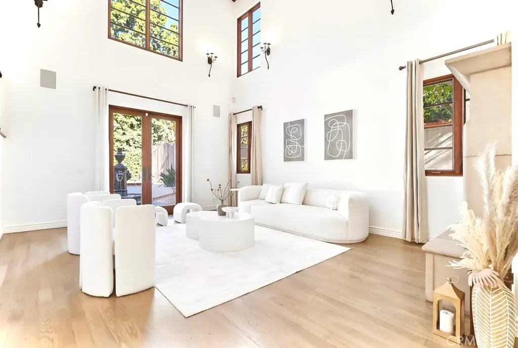 Additional image 10 of 1805 Outpost Drive, Los Angeles, CA 90068