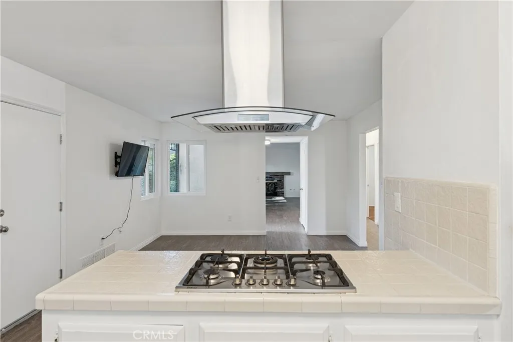 Additional image 47 of 16103 Osborne Street, North Hills, CA 91343