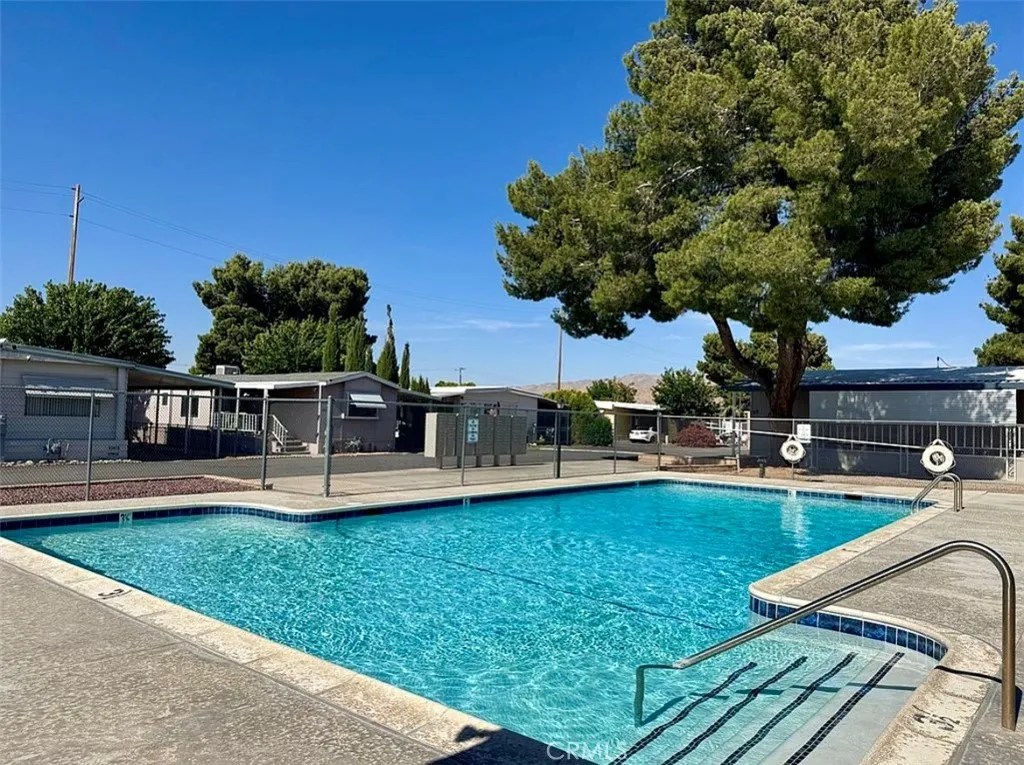 22601 Bear Valley Road Unit 63, Apple Valley, CA 92308