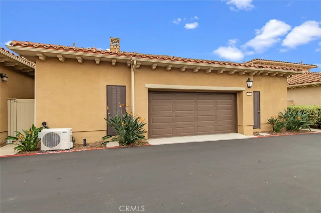 Additional image 70 of 77 Hallmark, Irvine, CA 92620